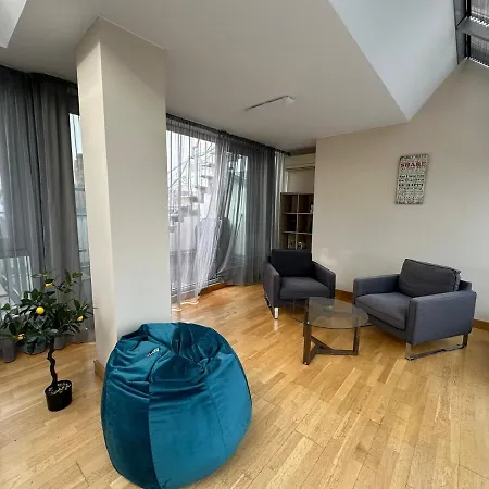 Modern & Bright Loft With Skylights Appartement Riga